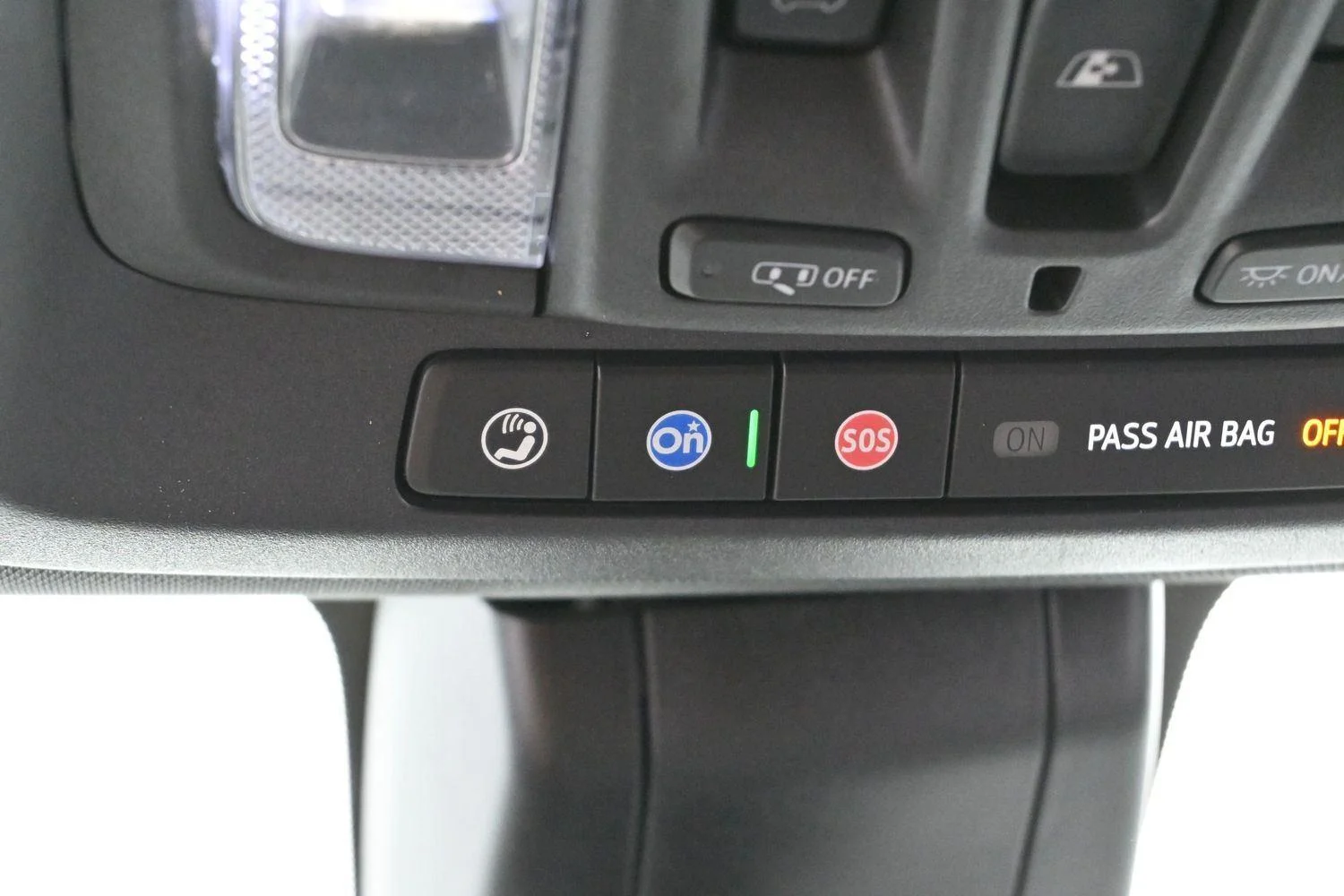 Used 2021 SUMMIT WHITE GMC AT4 image 30