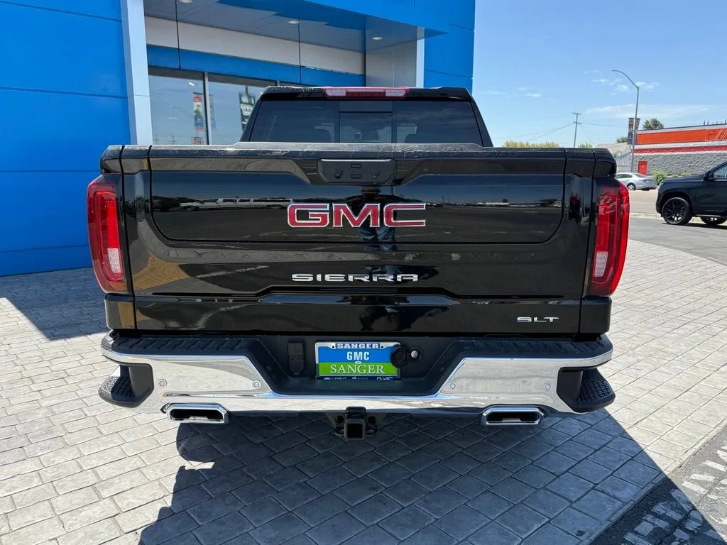 New 2026 Onyx Black GMC SLT image 9