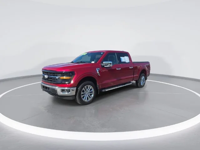 Used 2024 Red Ford XLT image 4
