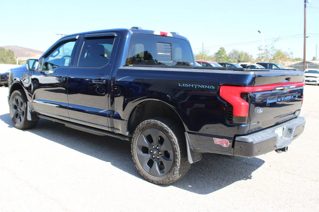 Used 2023 Blue Ford Platinum image 6