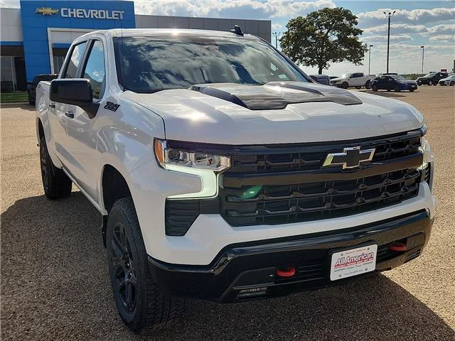 New 2026 GAZ Summit Whit Chevrolet LT Trail Boss 4x4 Crew Cab 5.75 ft. box 147.4 in. image 5