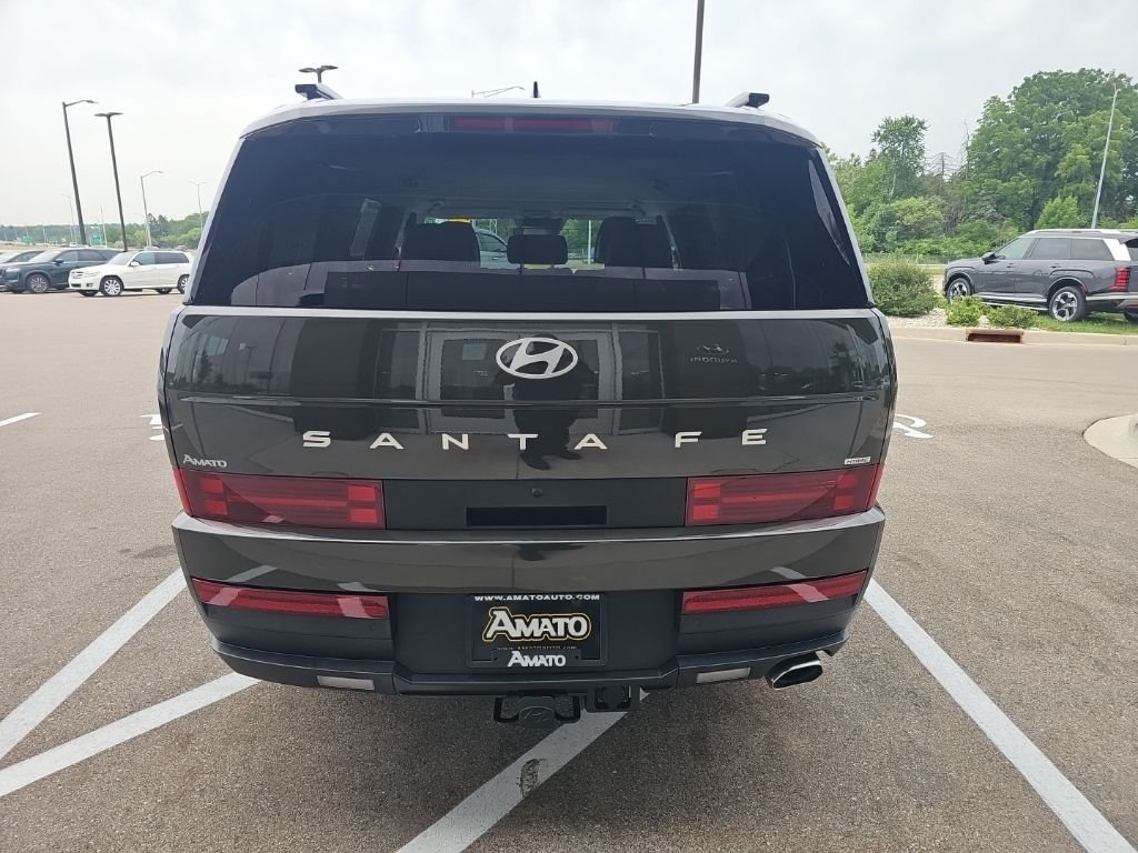 Certified Used 2024 Green Hyundai SEL image 4