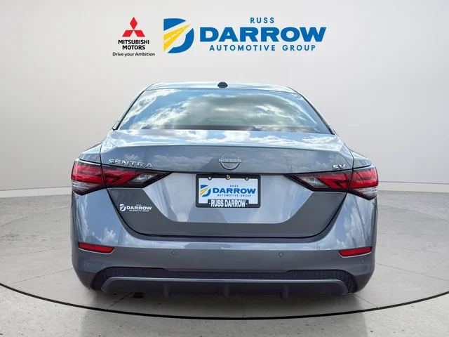 Used 2024 Gray Nissan SV image 4