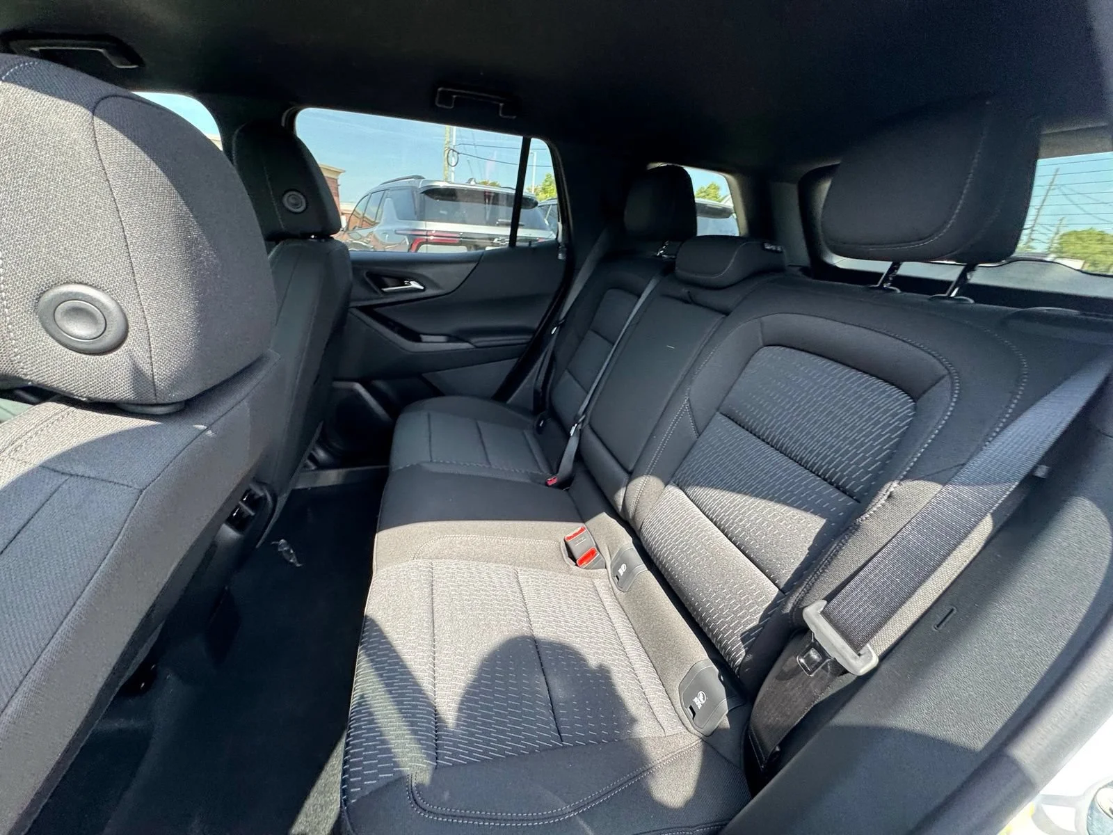 2027 Chevrolet Equinox LT - Photo 25