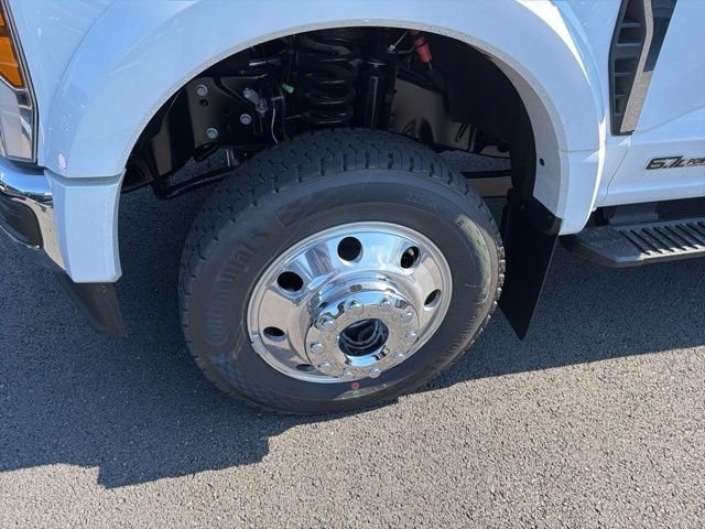 New 2026 White Ford XLT image 9