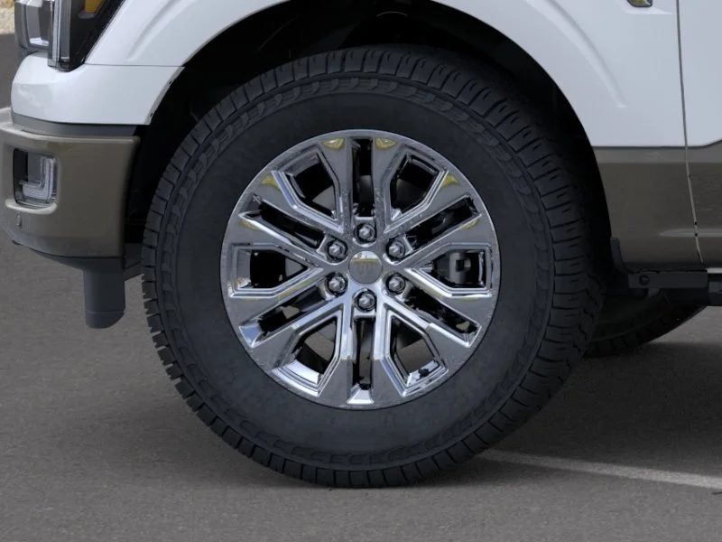 New 2026 Star White Metallic Tri-Coat Ford King Ranch® image 48