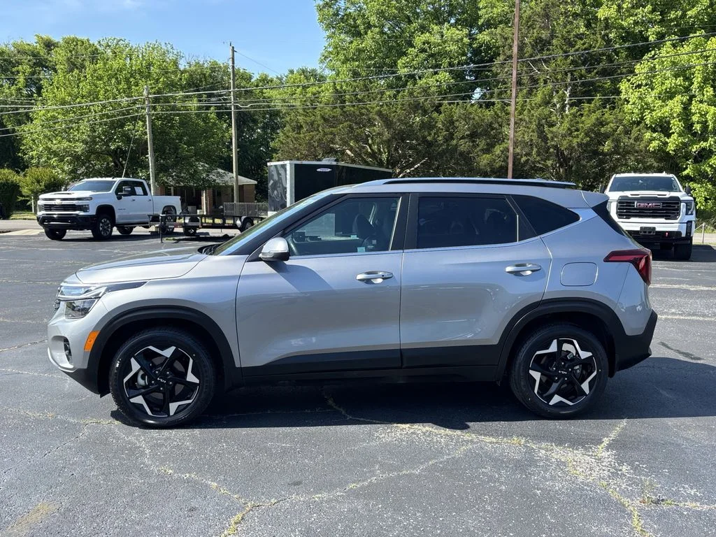 Used 2025 Gray Kia EX image 6