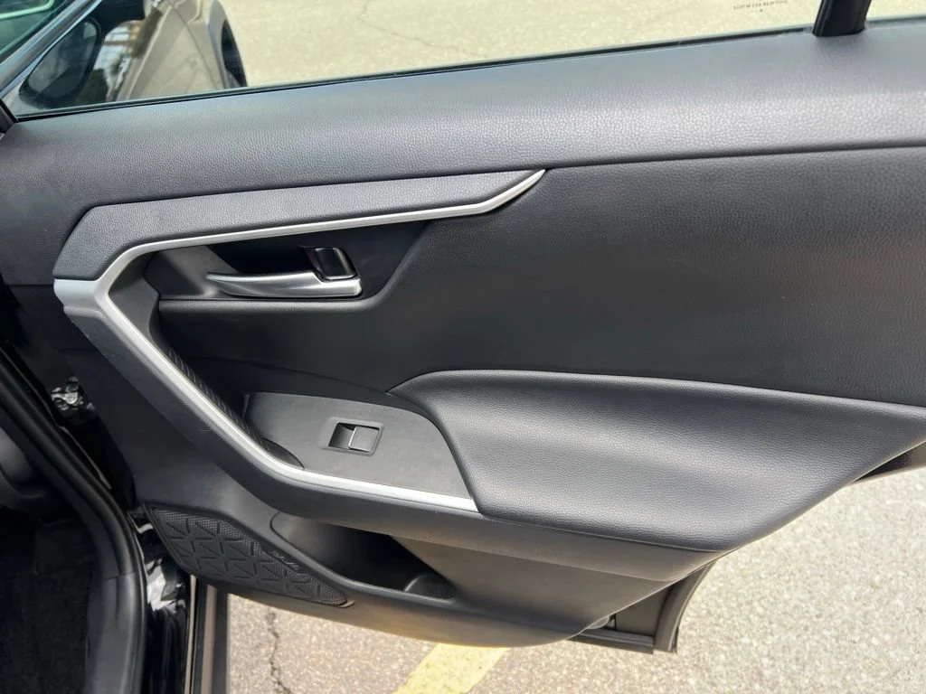 Used 2025 Black Toyota XLE image 23