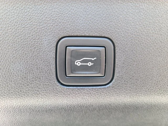 Used 2024 Black Chevrolet Premier image 11
