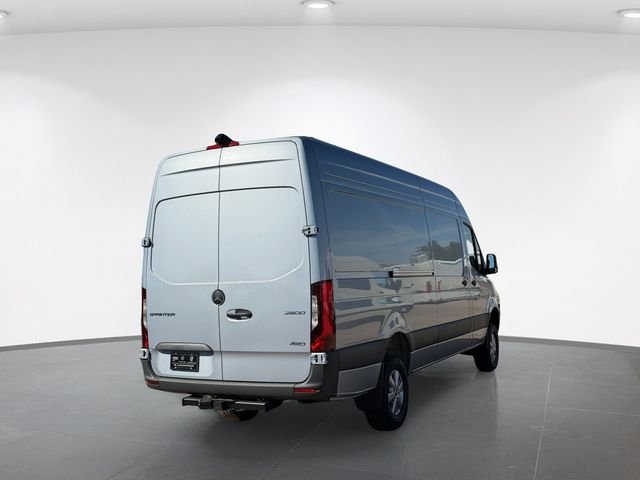 New 2026 high-tech silver metallic Mercedes-Benz Cargo 170 WB image 6