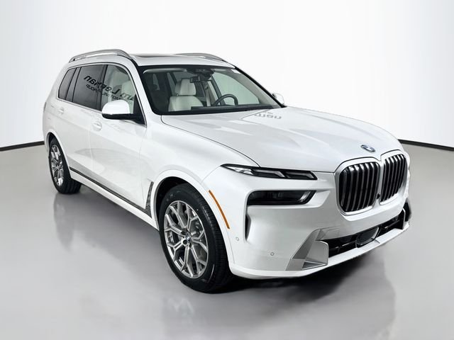 Used 2027 White Metallic BMW xDrive40i image 1