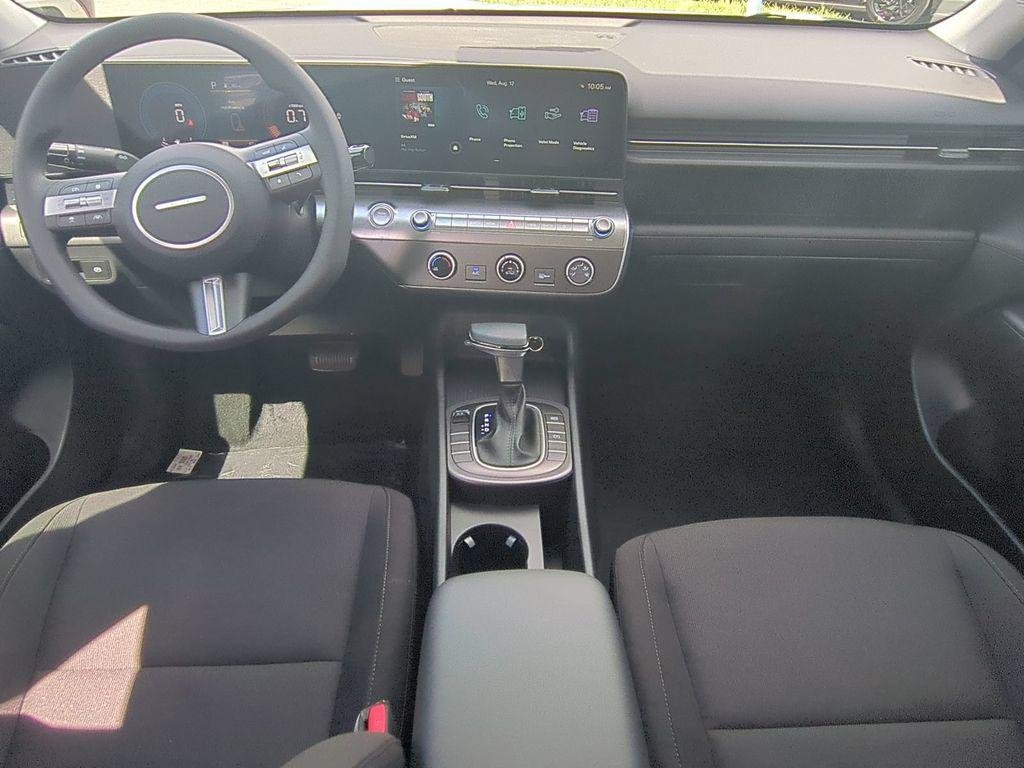 New 2027 Gray Hyundai SE FWD image 17