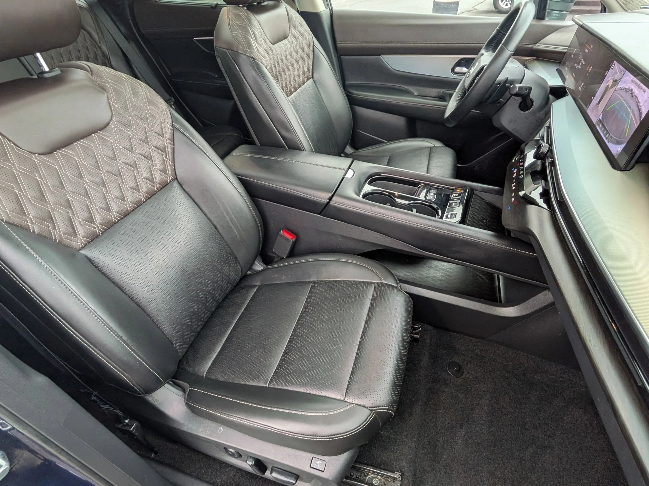 Used 2025 Deep Ocean Blue Pearl Nissan Platinum image 27
