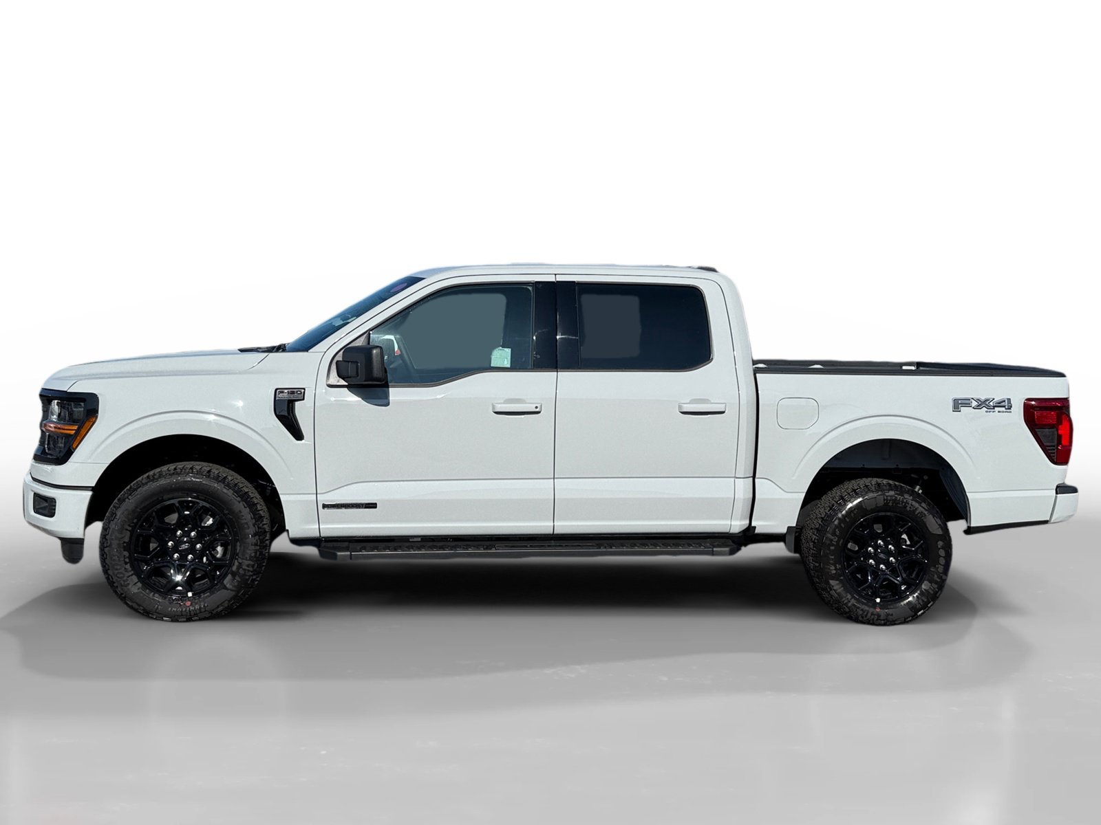 New 2026 Avalanche Ford XLT image 2