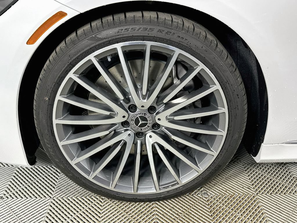 New 2027 MANUFAKTUR Moonlight White Metallic Mercedes-Benz S 580 image 65