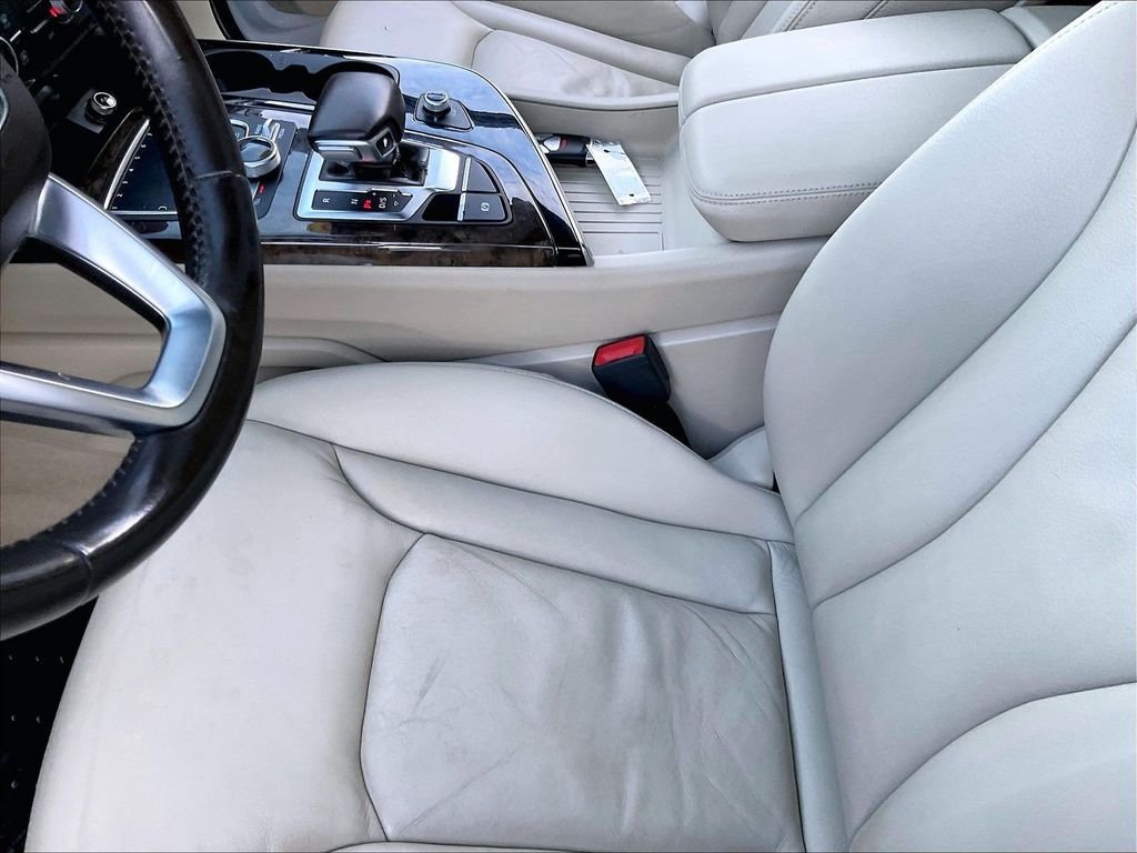 Used 2018 White Audi 3.0T Premium Plus image 20