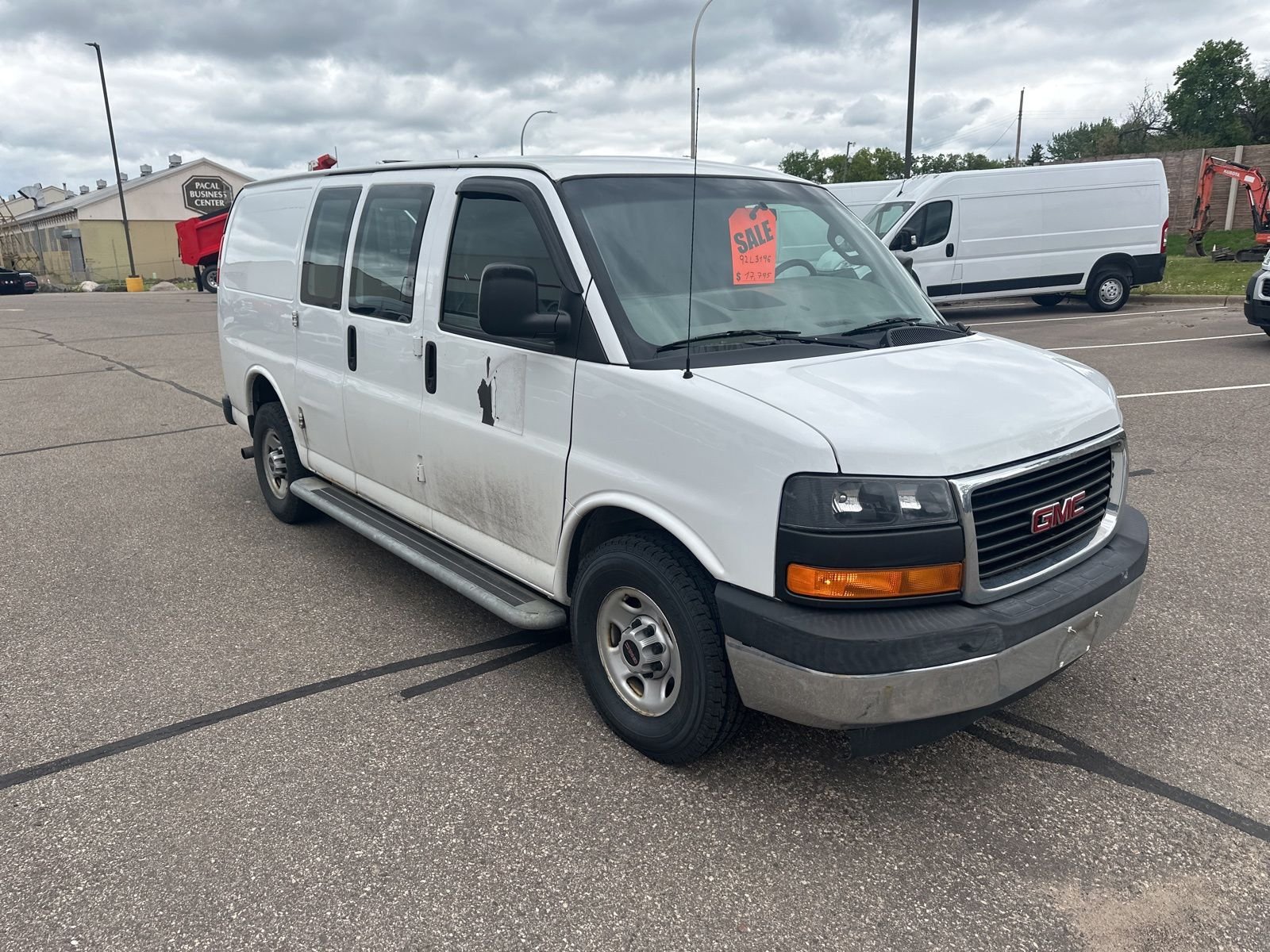Used 2017 White GMC Work Van image 4
