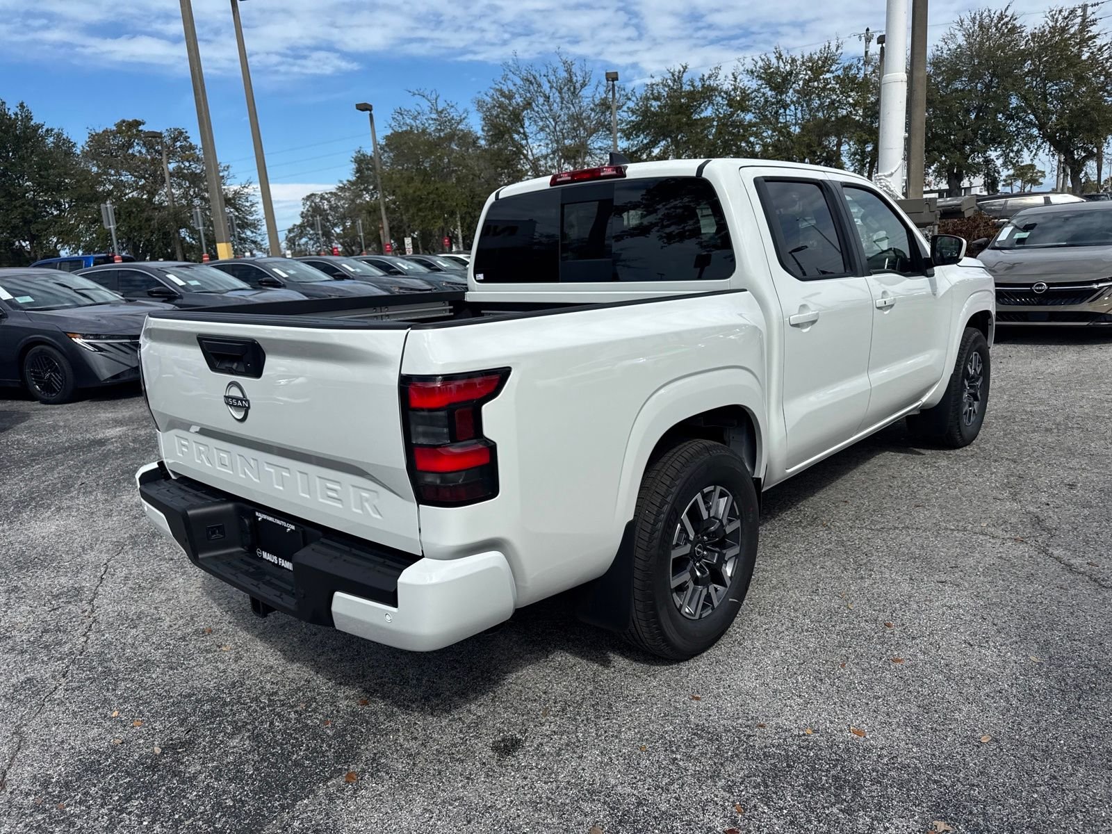 New 2026 Nissan Frontier SV 4D Crew Cab