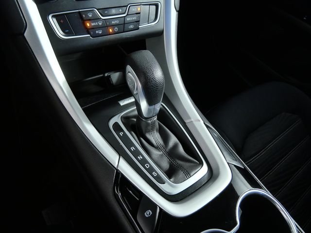 Used 2016 Silver Ford SE image 20