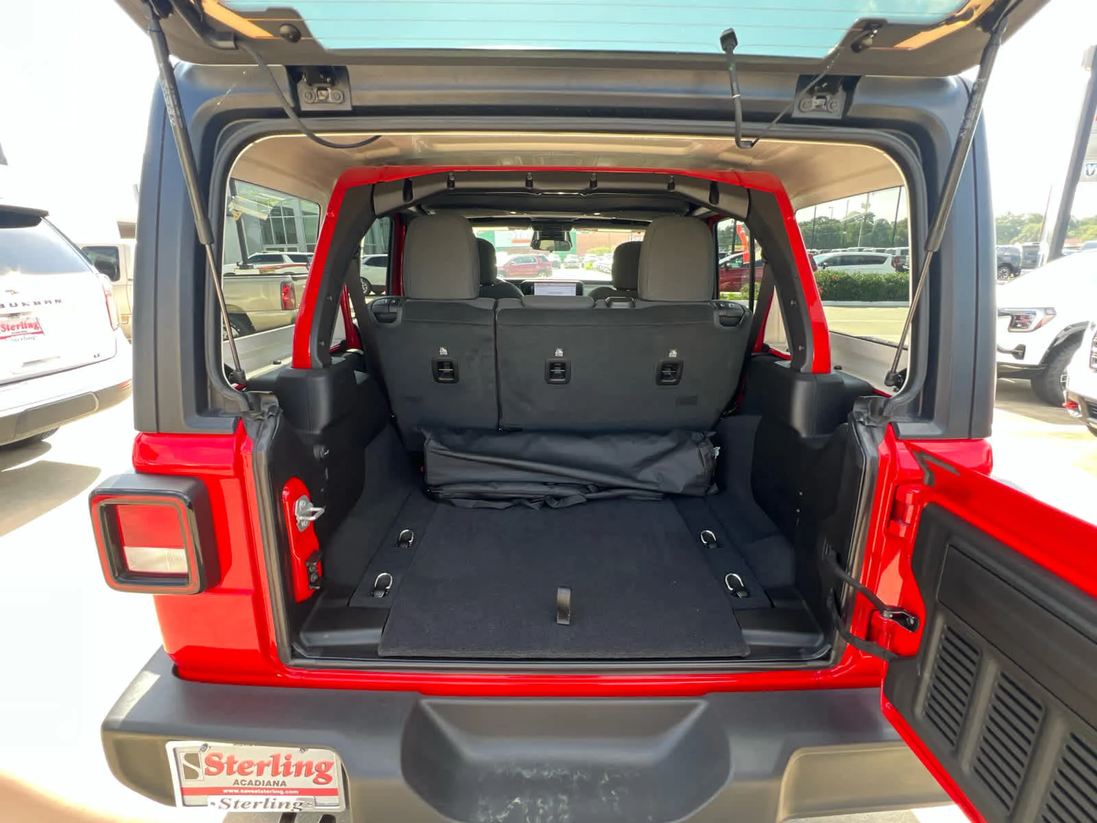 Used 2025 Firecracker Red C Jeep Sport S image 12