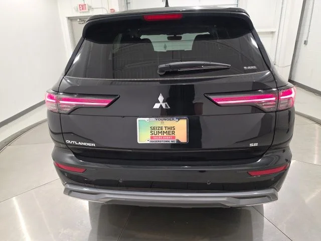 2026 Mitsubishi Outlander SE - Photo 6