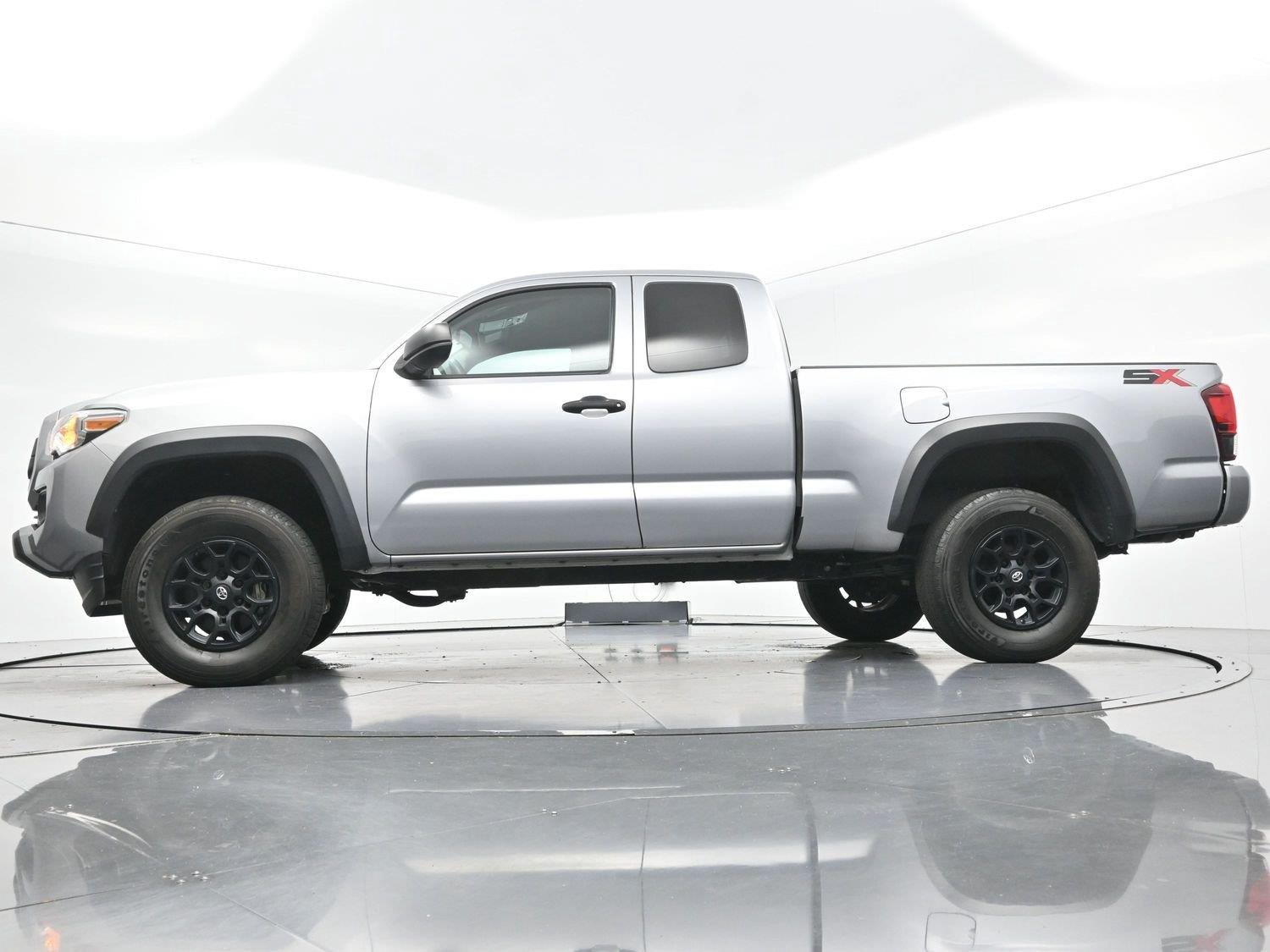 Used 2021 Silver Sky Metallic Toyota SR image 44