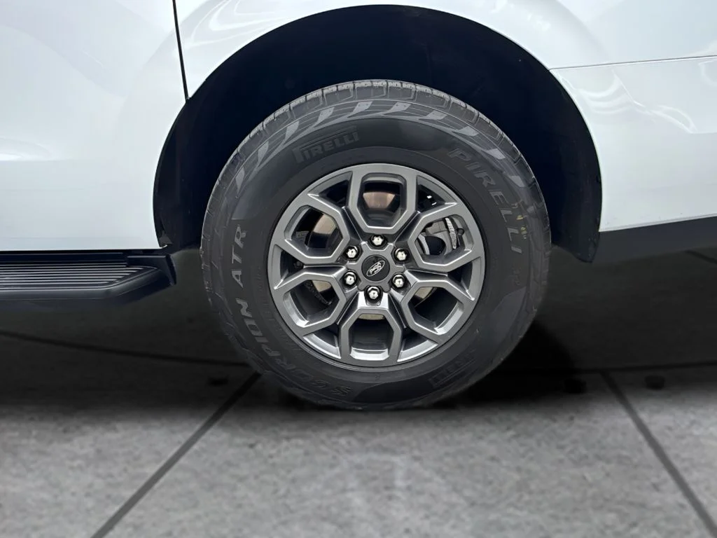 Used 2025 Silver Ford Active image 20