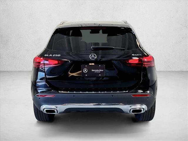 New 2026 Night Black Mercedes-Benz GLA 250 image 35