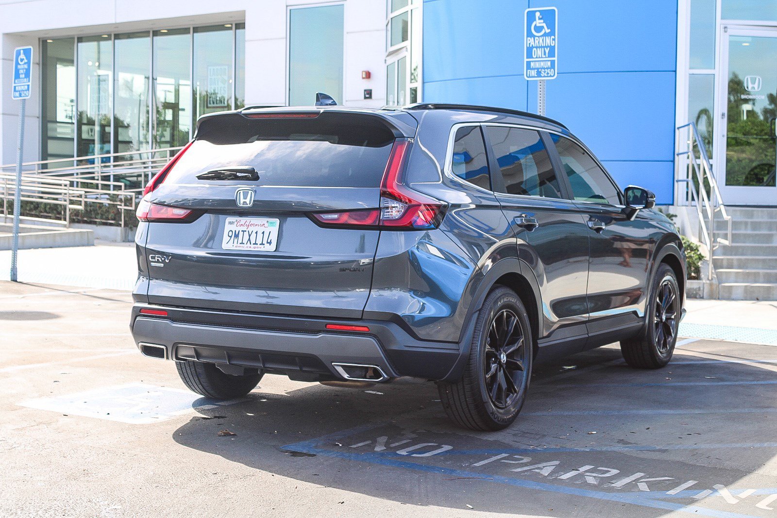 Certified Used 2024 Meteorite Gray Metallic Honda Sport-L image 6