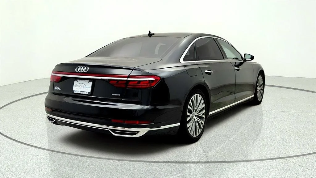 Used 2019 Vesuvius Gray Metallic Audi 55 TFSI quattro w/ Executive & Lighting Pkgs + 20’’ Wheels image 5
