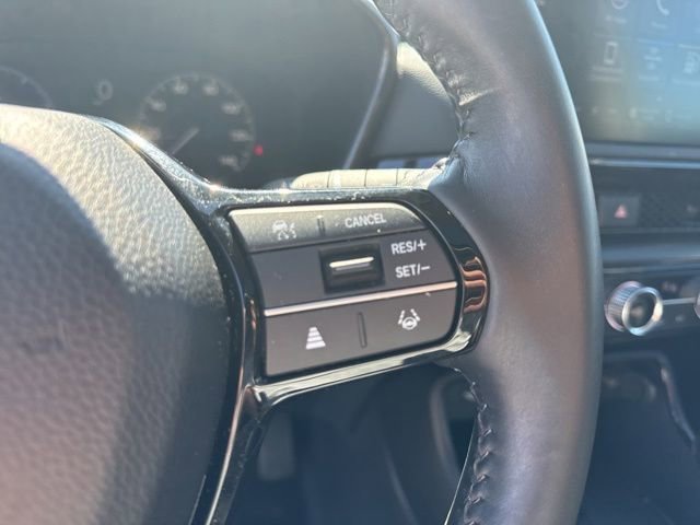 Used 2024 Platinum White Pearl Honda EX-L image 23
