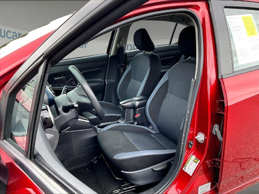 Used 2025 Red Nissan 1.6 SV image 10