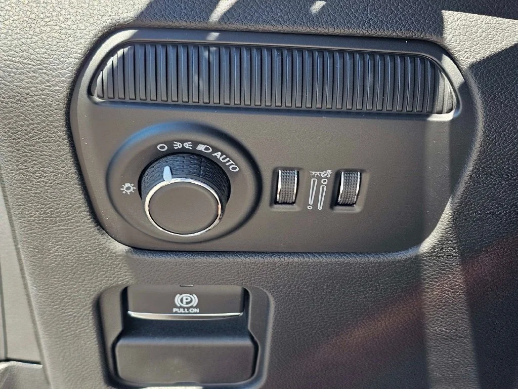 New 2026 Ghost Exterior Paint Jeep Limited Altitude image 19