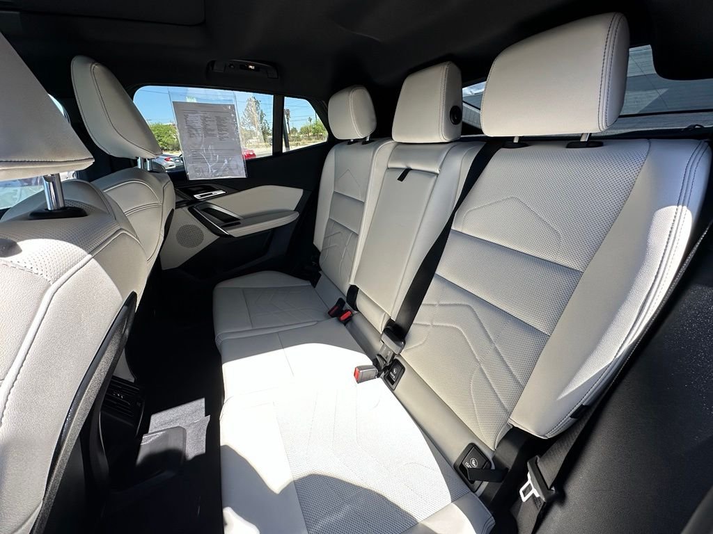 Used 2026 Blue BMW xDrive28i image 15