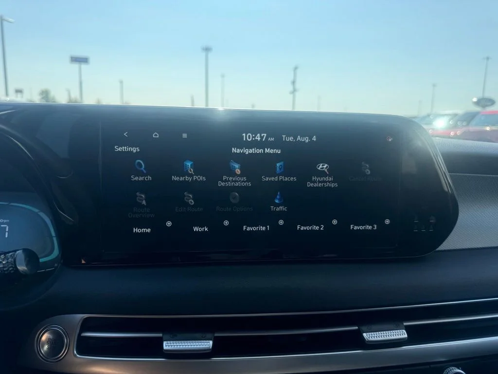 Certified Used 2025 Silver Hyundai SEL image 23