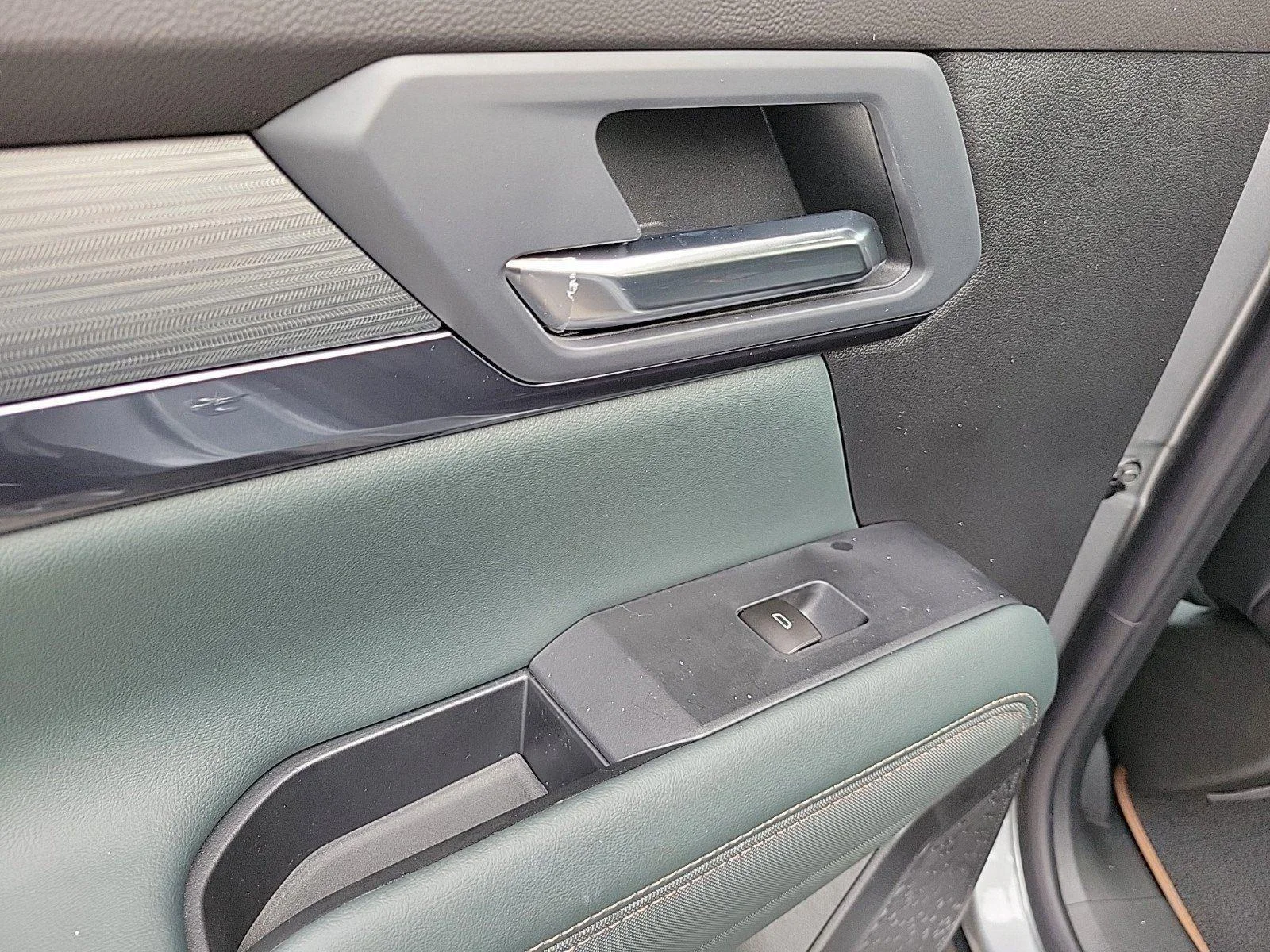 2026 GMC Terrain AT4 - Photo 14