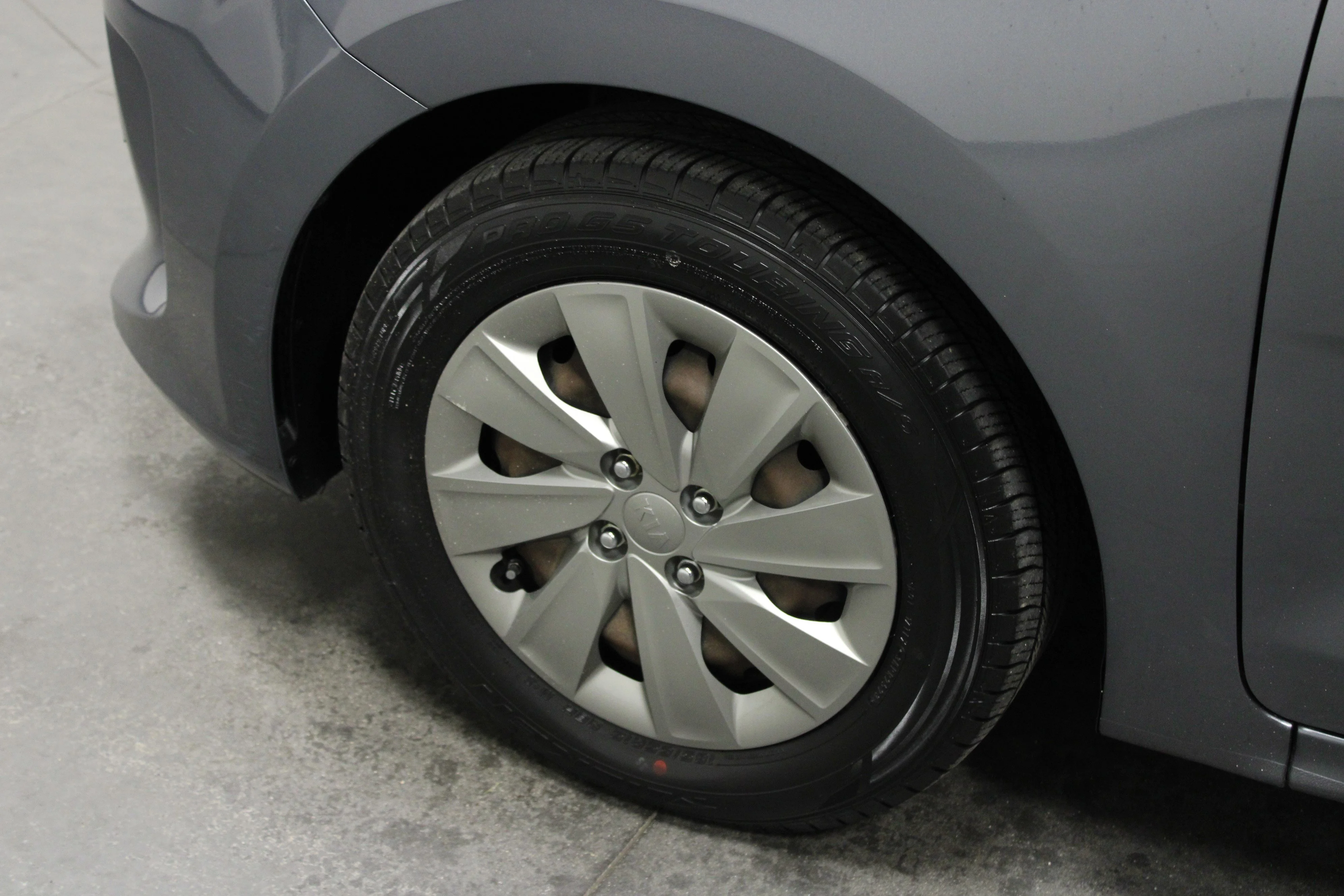 Used 2020 Phantom Gray Kia S image 10