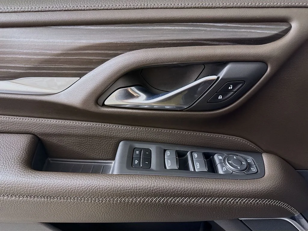 Used 2021 Green GMC Denali image 18