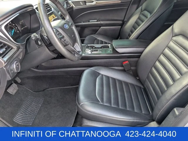 Used 2019 Silver Ford SEL image 19