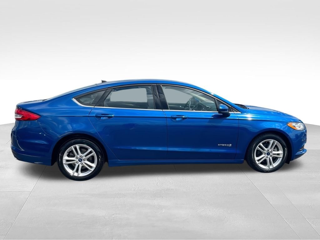 Used 2018 Blue Ford S image 9