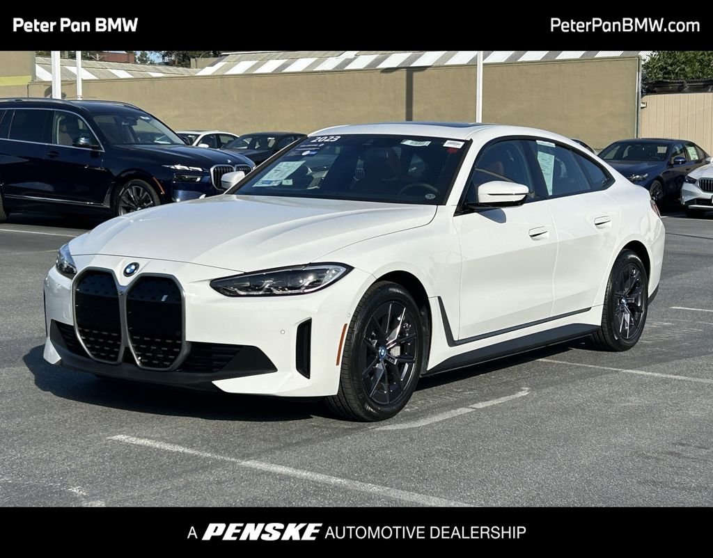 2023 BMW i4 eDrive35's photo
