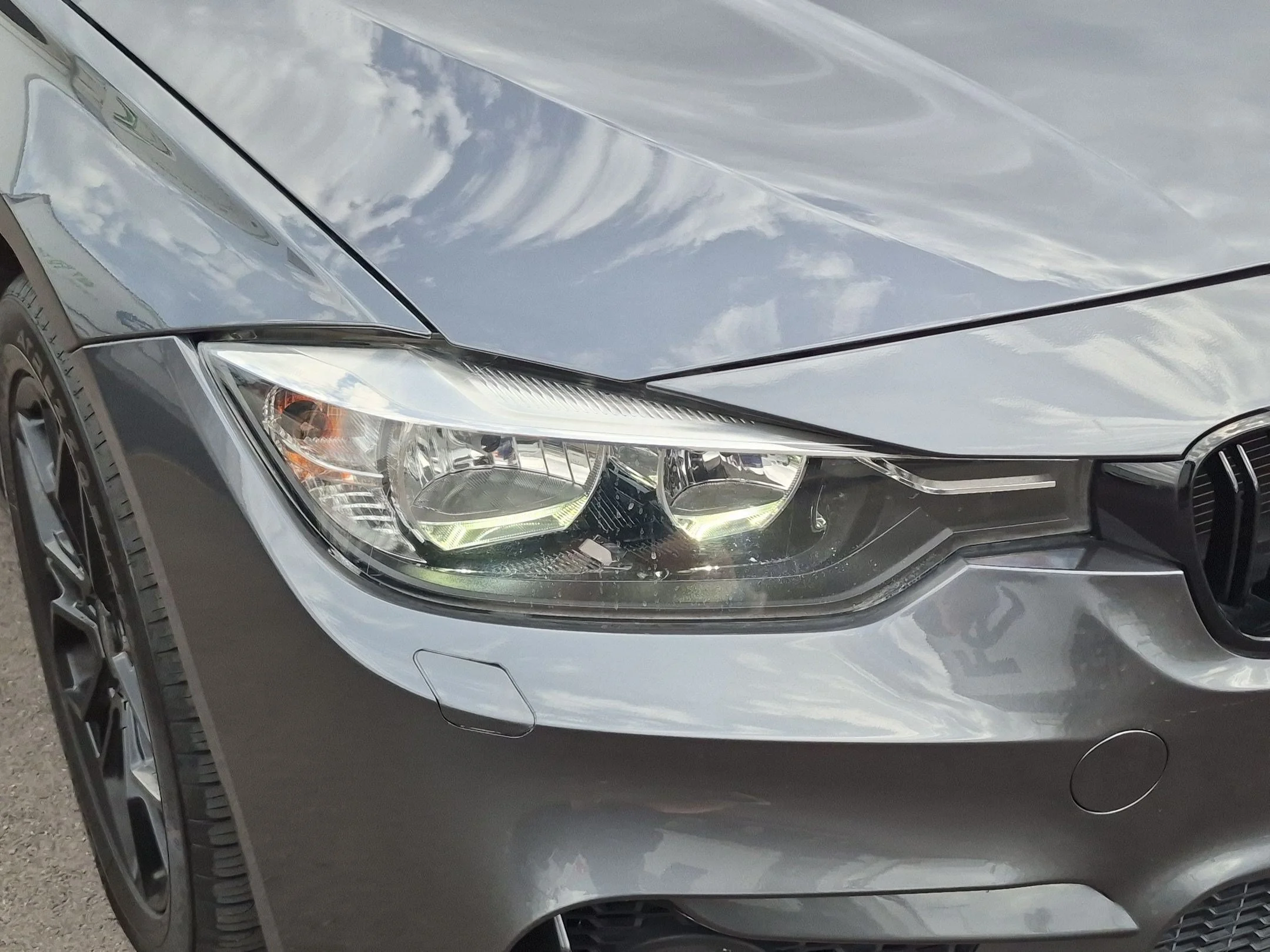 Used 2016 Mineral Gray Metallic BMW 328i xDrive image 10