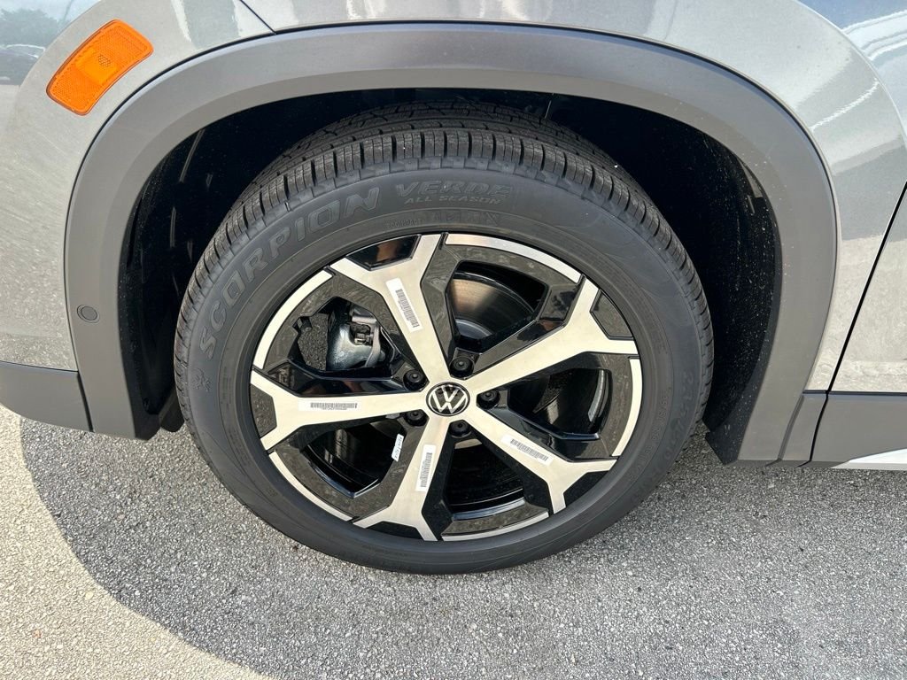 New 2026 Gray Volkswagen 2.0T SE image 53