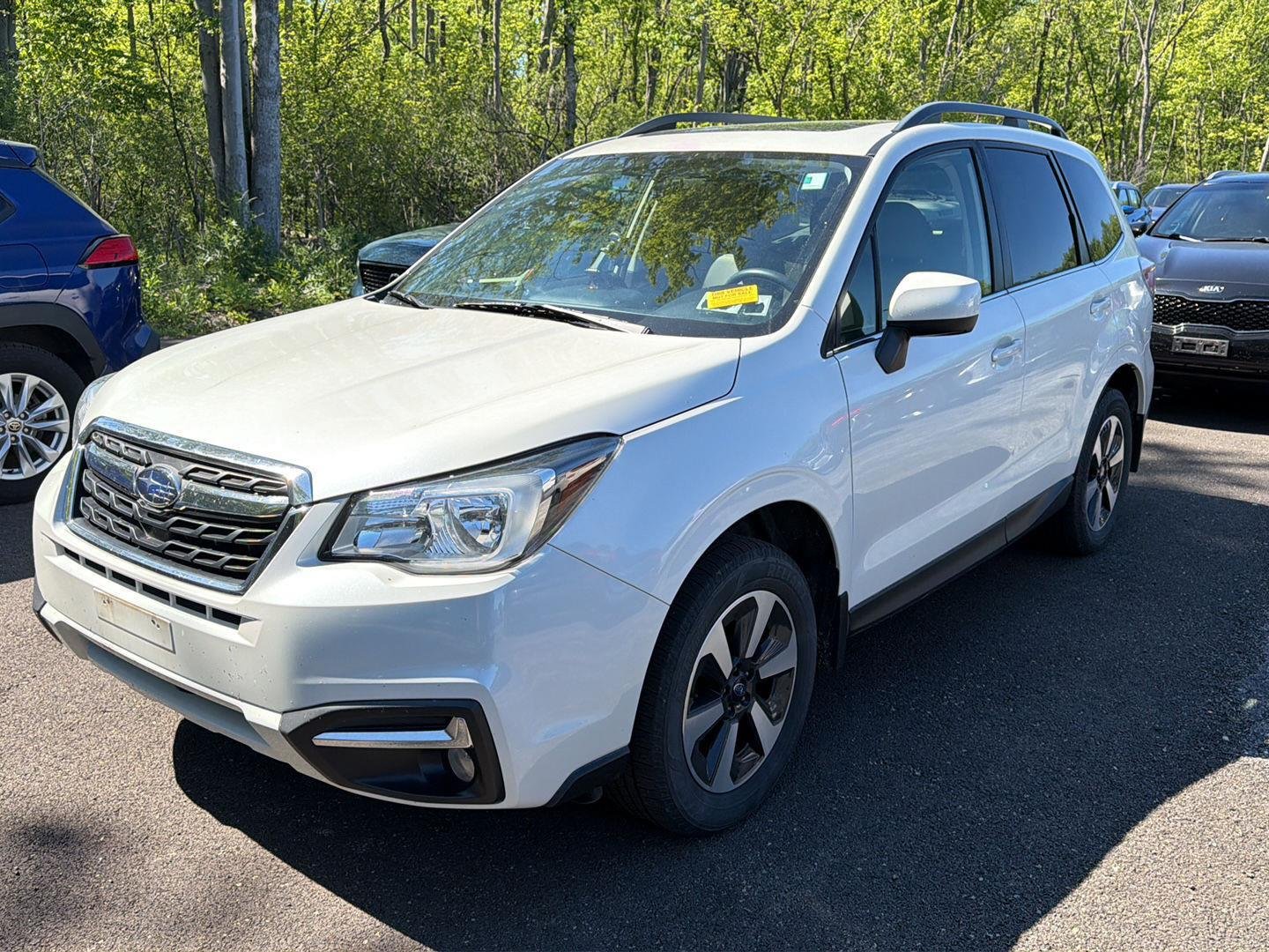 Used 2017 Crystal White Pearl Subaru Limited image 7