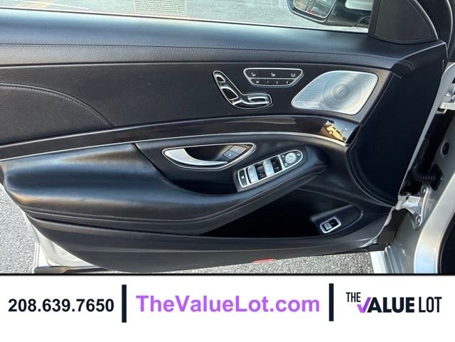 Used 2020  Mercedes-Benz S 560 image 21
