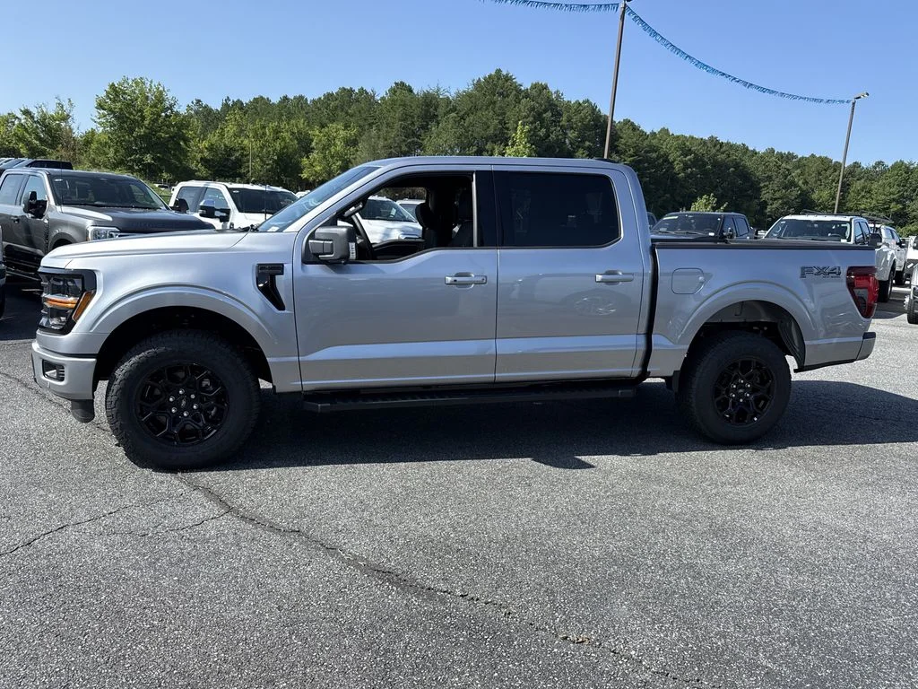 New 2026 Silver Ford XLT image 4