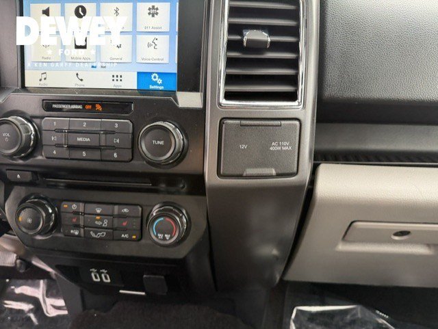 Used 2016 Shadow Black Ford XLT image 24