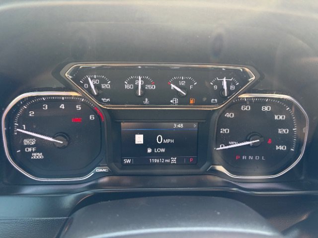 Used 2021 Onyx Black GMC SLT image 19