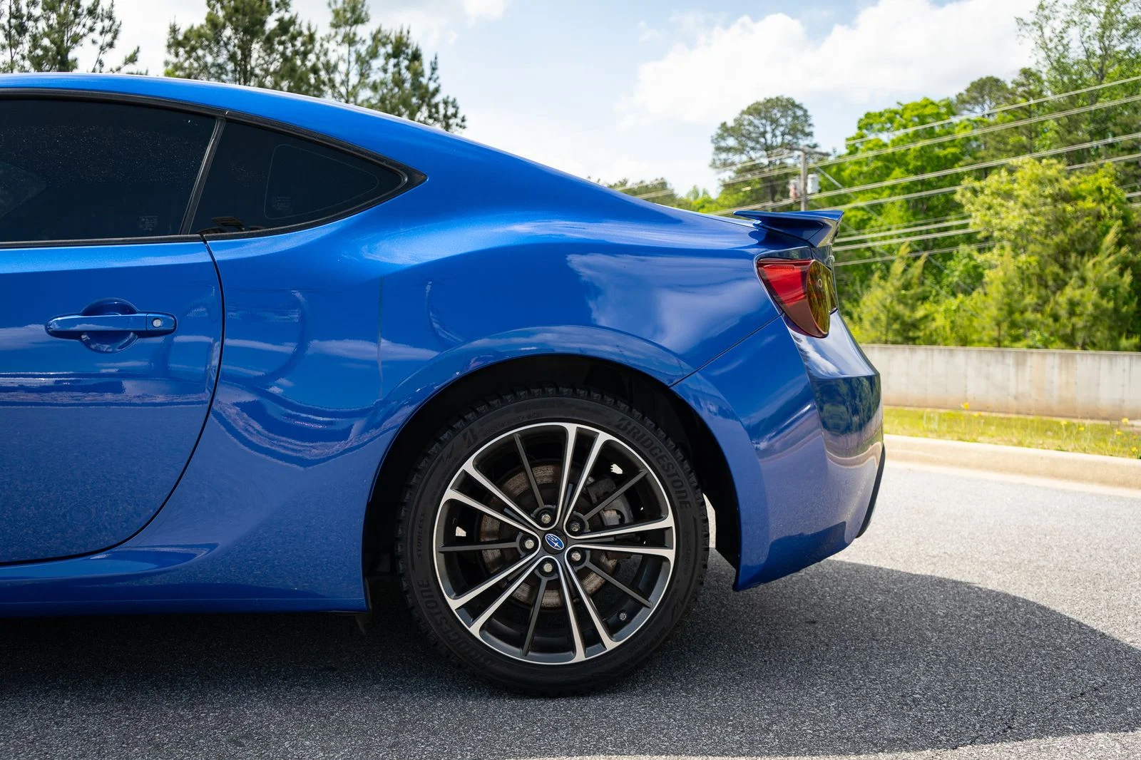 Used 2015 Blue Subaru Limited image 6