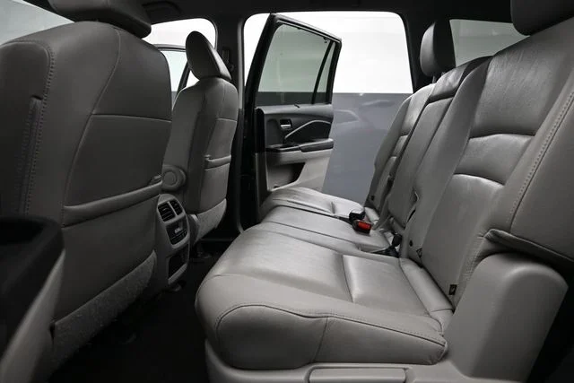 Used 2022  Honda EX-L image 16